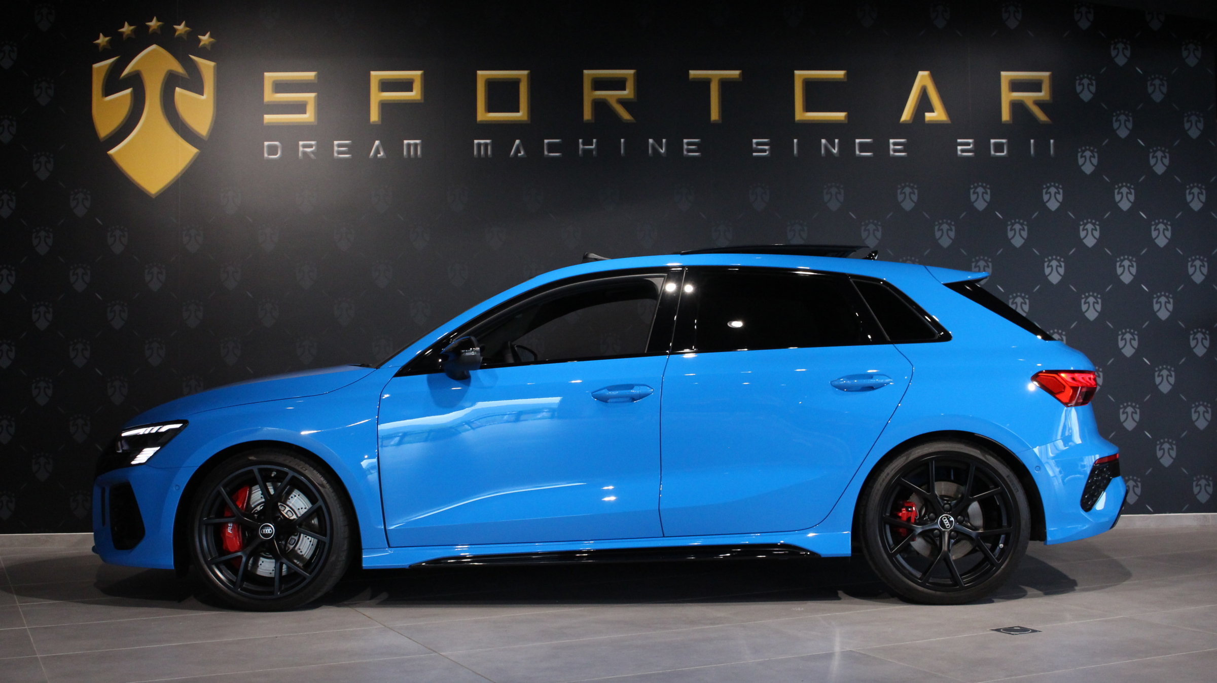 Voiture d'occasion Audi RS3 Sportback 2.5 TFSI 400CH STRONIC BLEU TURBO